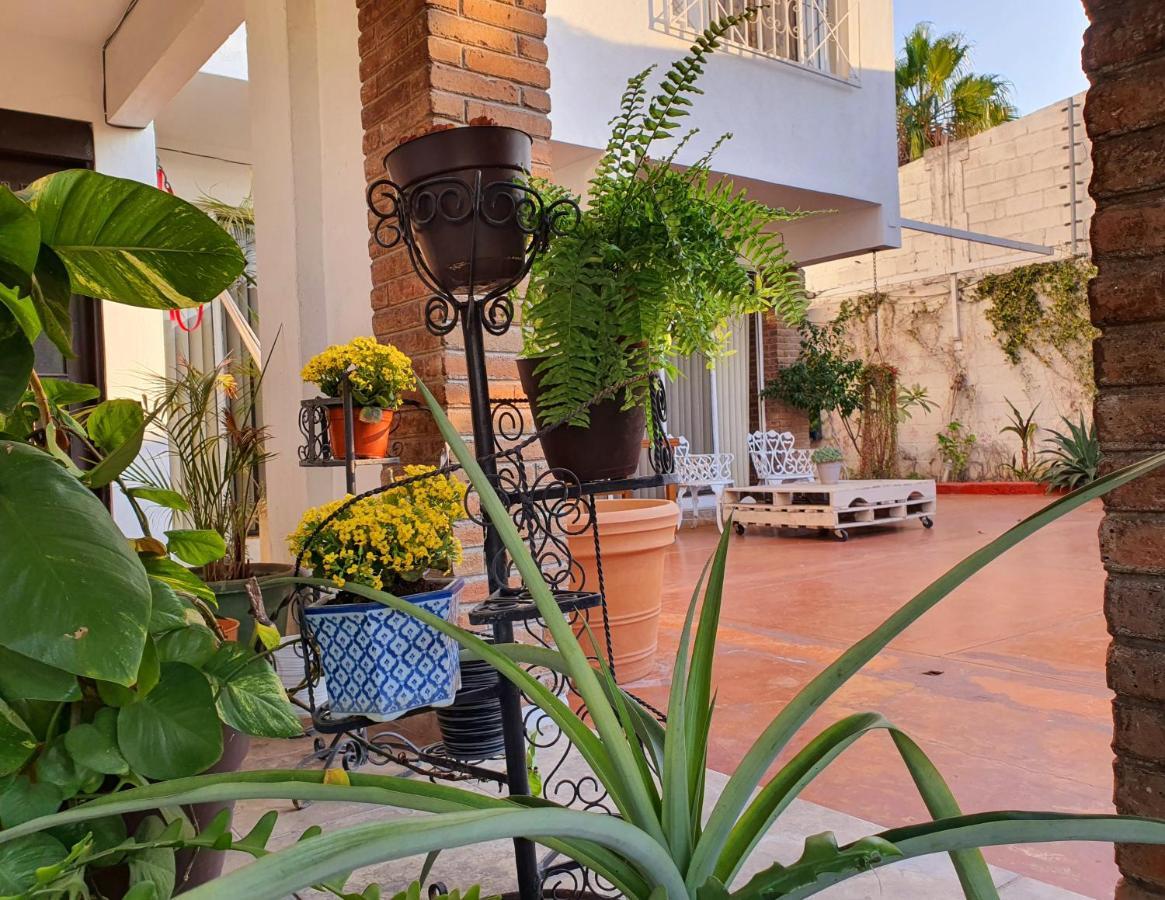 Adventure Inn ลาปาซ ภายนอก รูปภาพ